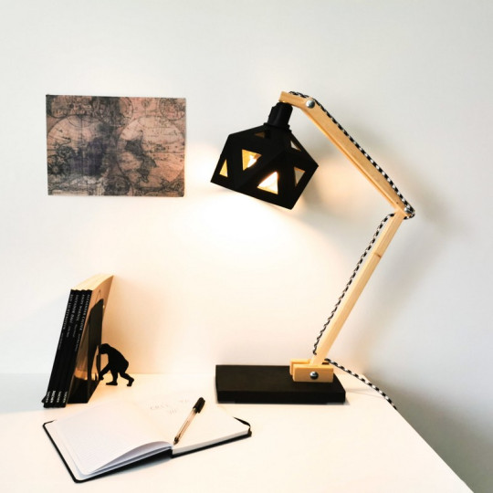 Lampe de bureau LEEWALIA Origami noire et bois
