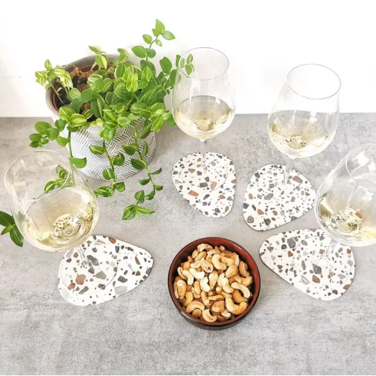 Set de 4 dessous de verre LEEWALIA Peeble - 3 coloris