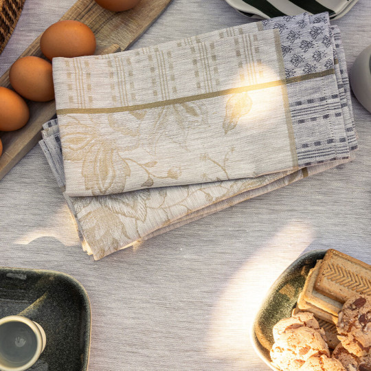 4 serviettes de table LE JACQUARD FRANCAIS Eté Indien Noix 55x55cm