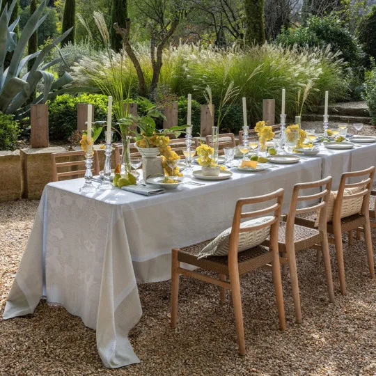 Nappe LE JACQUARD FRANCAIS Promenade Impériale Nacre en coton - 4 tailles