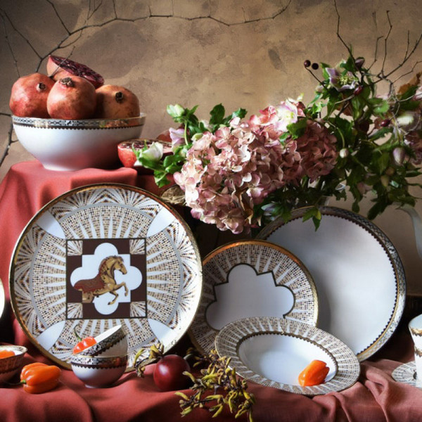 Plat à tarte rond HAVILAND Cavalier Royal en porcelaine 31.5cm