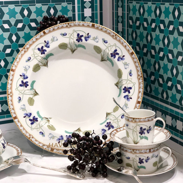 Assiette creuse calotte HAVILAND Impératrice Eugénie en porcelaine 19cm