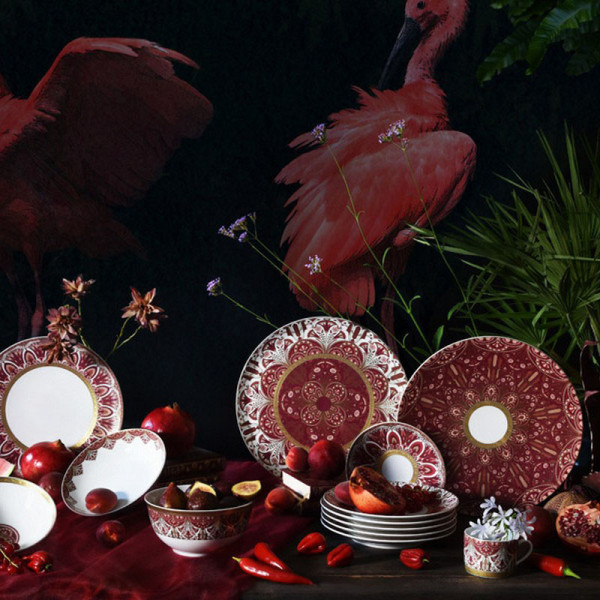 Assiette de présentation HAVILAND Rêves du Nil pourpre or en porcelaine 32cm