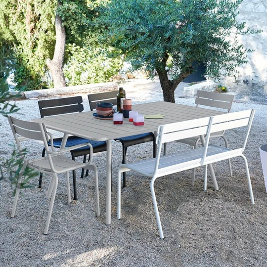 Table à manger FERMOB Luxembourg 165x100cm en métal - 26 coloris