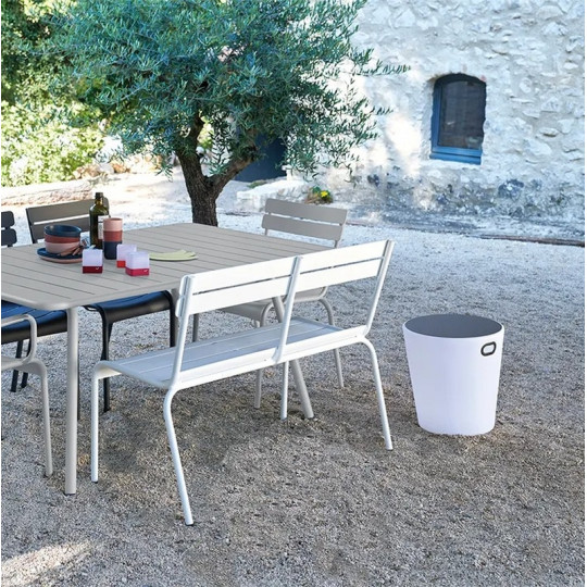 Banc avec dossier FERMOB Luxembourg 2-3 places en métal - 26 coloris
