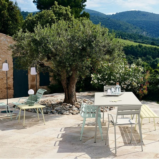 Table basse FERMOB Monceau 92x57cm en métal - 13 coloris