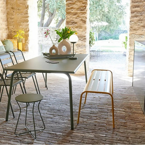 Table à manger FERMOB Monceau 194x94cm en métal - 13 coloris