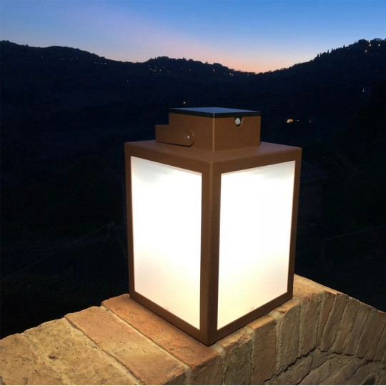 Lanterne solaire LYX LUMINAIRES LAS 400 coloris corten