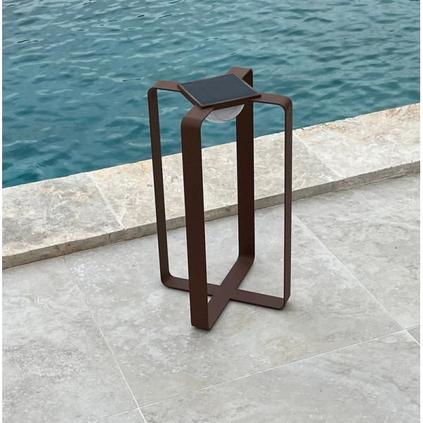 Lanterne solaire LYX LUMINAIRES XY coloris corten