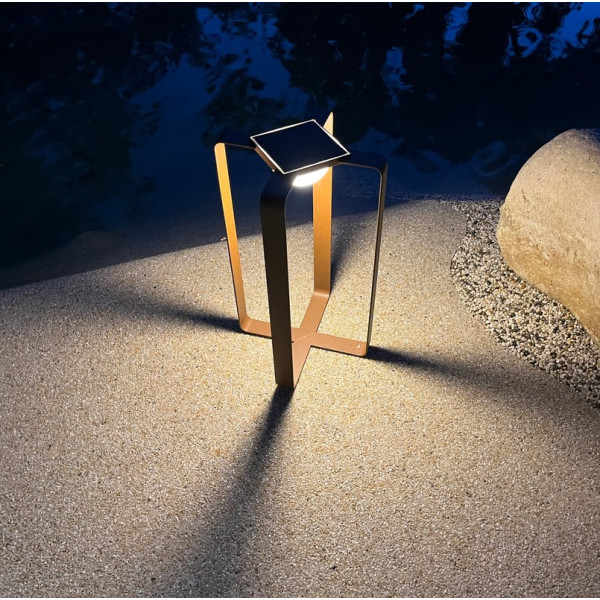 Lanterne solaire LYX LUMINAIRES XY coloris corten