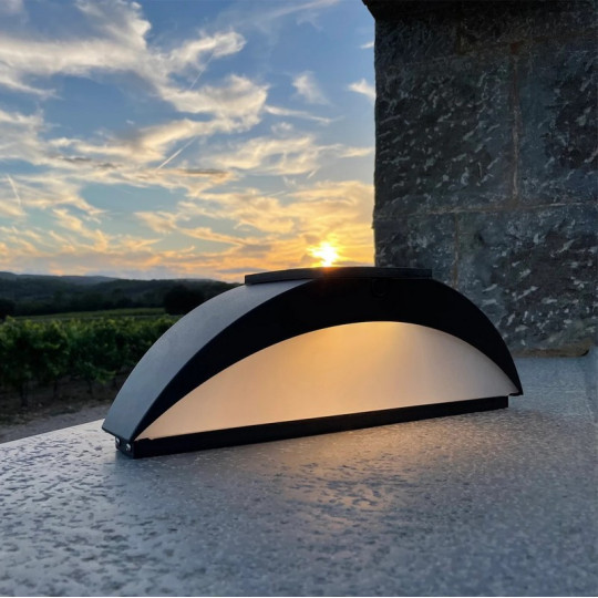 Balise solaire LYX LUMINAIRES Trait de Lune coloris corten