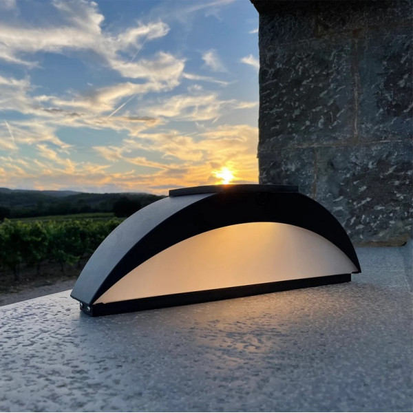 Balise solaire LYX LUMINAIRES Trait de Lune coloris corten