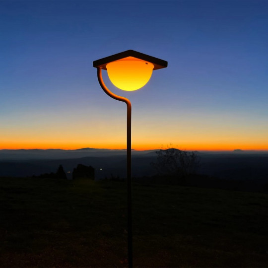 Borne solaire LYX LUMINAIRES Teexy coloris corten