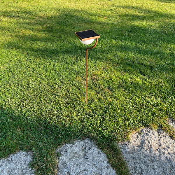 Borne solaire LYX LUMINAIRES Teexy coloris corten