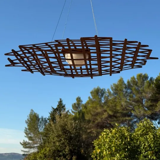 Lampe solaire suspendue LYX LUMINAIRES YXY coloris corten
