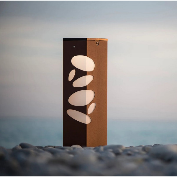 Borne solaire LYX LUMINAIRES BNS 011 coloris corten