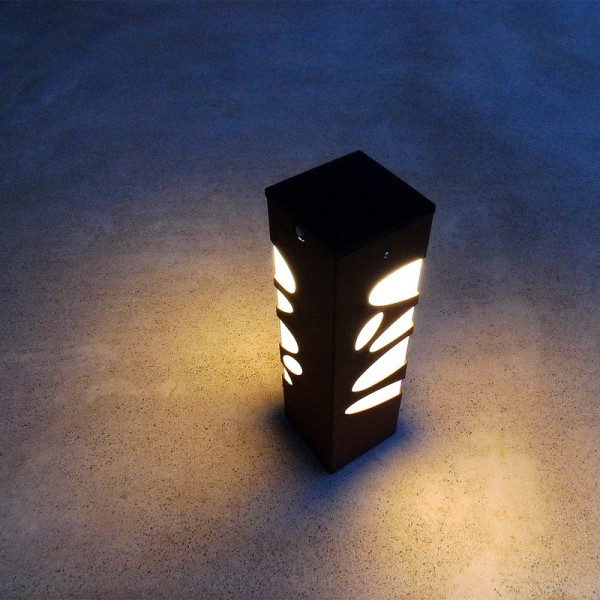 Borne solaire LYX LUMINAIRES BNS 011 coloris corten