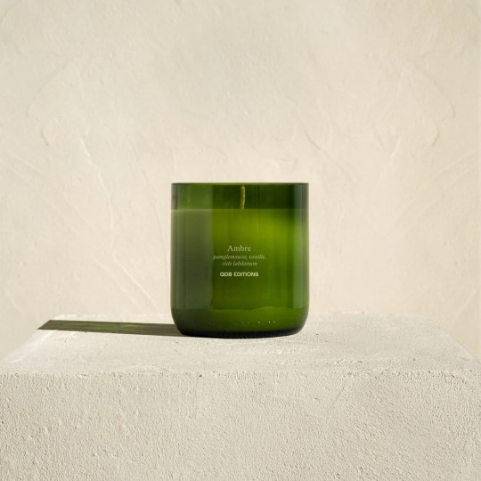 Bougie en verre QDB EDITIONS 500g - 8 parfums