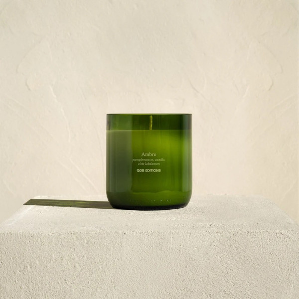 Bougie en verre QDB EDITIONS 500g - 8 parfums