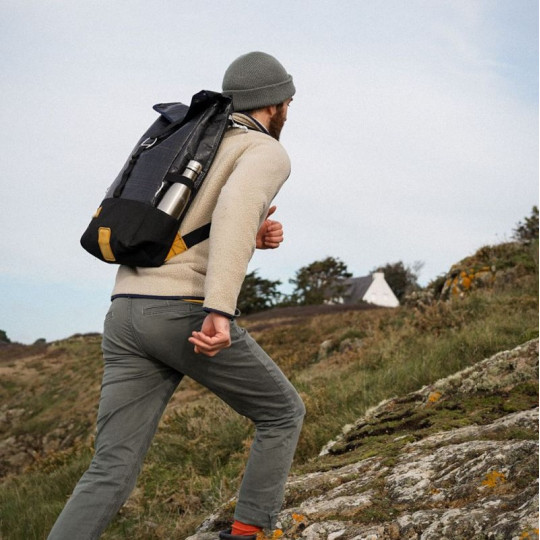 Sac à dos 727 SAILBAGS Dinghy noir et cuir moutarde