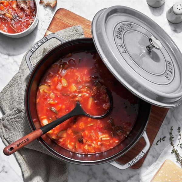 Cocotte en fonte STAUB ronde 26cm - 6 coloris