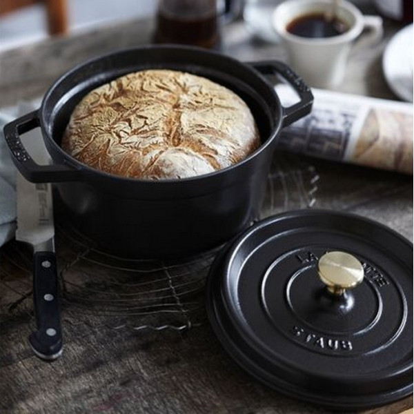 Cocotte en fonte STAUB ronde 18cm - 3 coloris