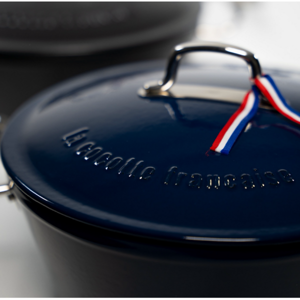 Cocotte en fonte LA COCOTTE FRANCAISE 26cm Bleu intense Saphir