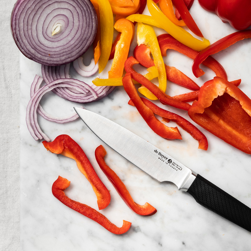 couteau de cuisine avec planche à découper