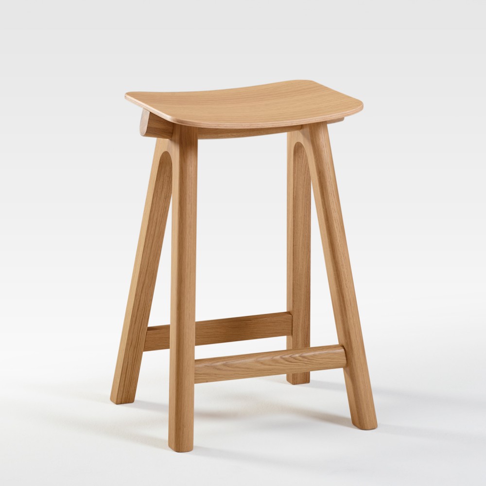 tabouret-bois-chevron.jpg