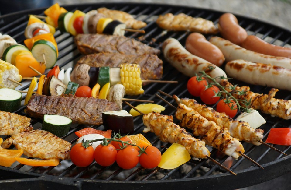 Comment bien choisir son barbecue en 2024 ? Nos conseils !
